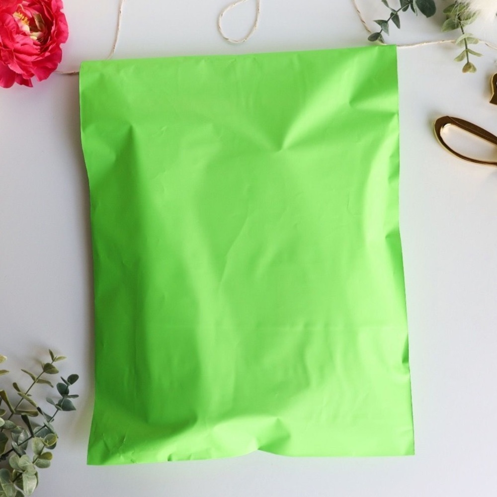 30 10X13 Polymailers
